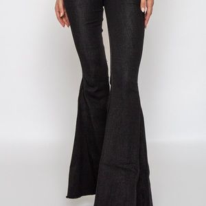 Skylar+Madison Velvet Flare Pant Size S
